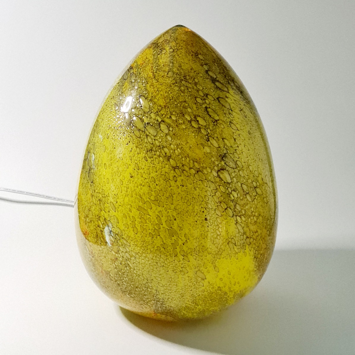 Leuchte "EGG" gelb marmoriert 34cm